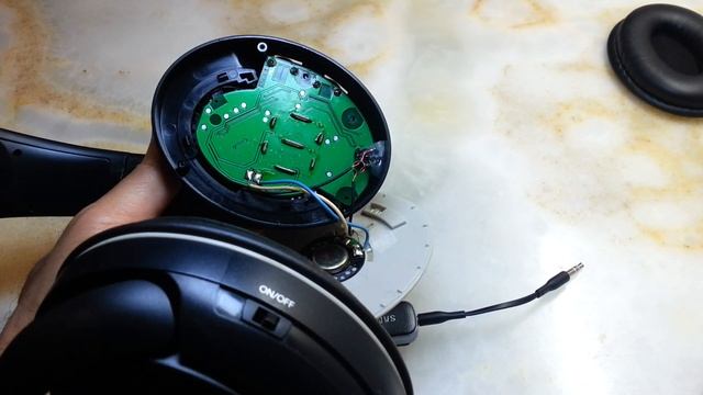 Sennheiser HDR120 Conversion to a wired or Bluetooth headphone смотреть онлайн