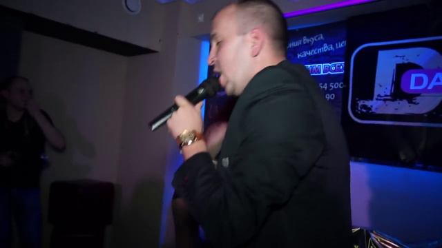Предновогодний корпоративчег от DFM Серов 87,9 FM в ночном клубе "LIFE" 21.12.2013 смотреть онлайн