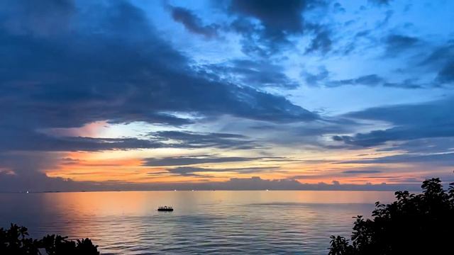 Eine Kleine Nachtmusik - Mozart - Night Sky Video