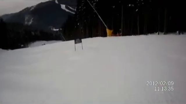 Спуск лыжи слалом Актив спорт - февраль 2012. Буковель смотреть онлайн