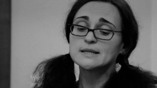 Виктория Черножукова - "Встала у причала, ручкой покачала..." смотреть онлайн