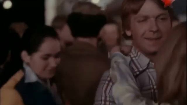 Дорога (1975). Танцы или сверхурочная работа? смотреть онлайн