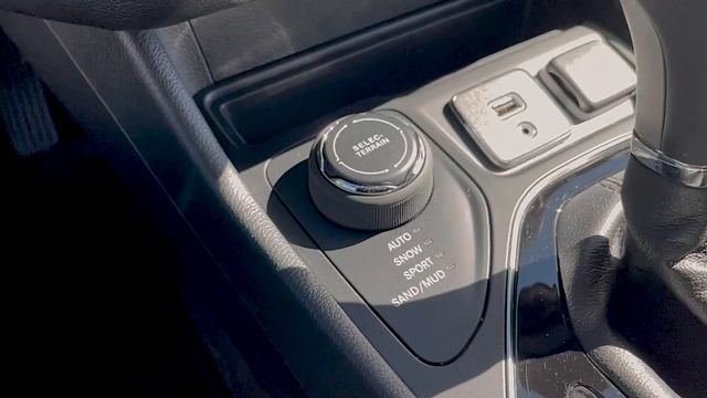Kia of Muncie Featured Vehicle of the Week | 2019 Jeep Cherokee Limited 4WD | Muncie, IN смотреть онлайн