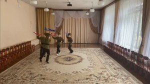 Танцевальная композиция "Я - пилот" - старшая группа "Солнышко"