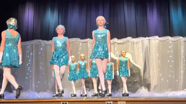 10. Hornpipe- Elsa смотреть онлайн