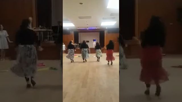 танец"Веселые бабульки". Ганновер. А ну-ка девушки смотреть онлайн