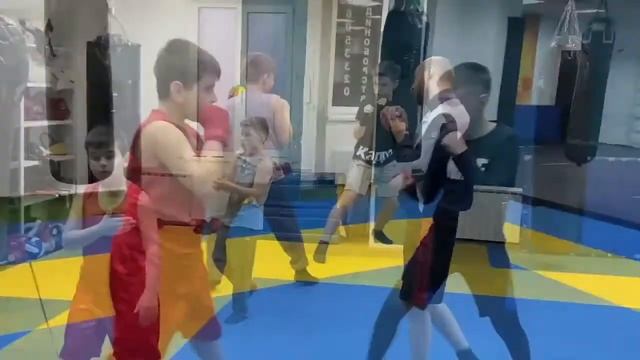 БОКС В СК "ВОСТОК" смотреть онлайн