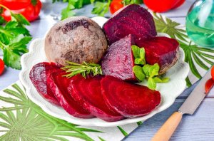 КАК ПРИГОТОВИТЬ ЗАПЕЧЕННУЮ СВЕКЛУ В ДУХОВКЕ В ФОЛЬГЕ ЦЕЛИКОМ