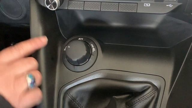 PRESENTACION CHANGAN 4X4 COMFORT DIESEL DE ANDREA HERMOSILLA смотреть онлайн