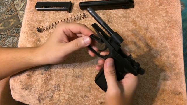 Обзор на газовый пистолет ИЖ79-8 в калибре 8мм #оружие #оружиероссии #оружиерф #пм #оружиеспецназа