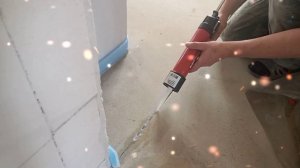 заделка диформационных швов на стяжке, герметиком