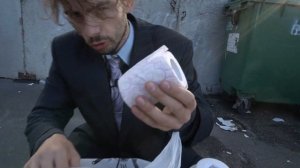 Помойка кормит