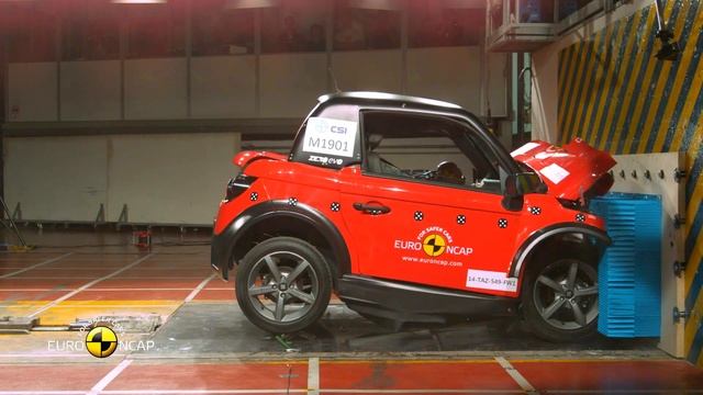 EuroNCAP Crash test - Tazzari Zero Classic - 1 Star rating смотреть онлайн
