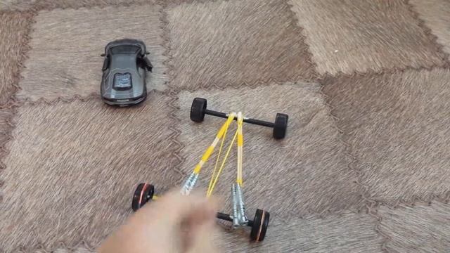 Самодельная vs Покупная инерционная машинка смотреть онлайн