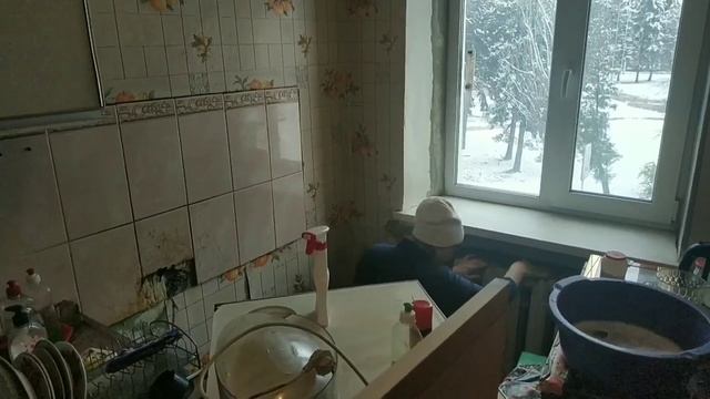 Первый снег?️. Уборка?? продолжается... смотреть онлайн