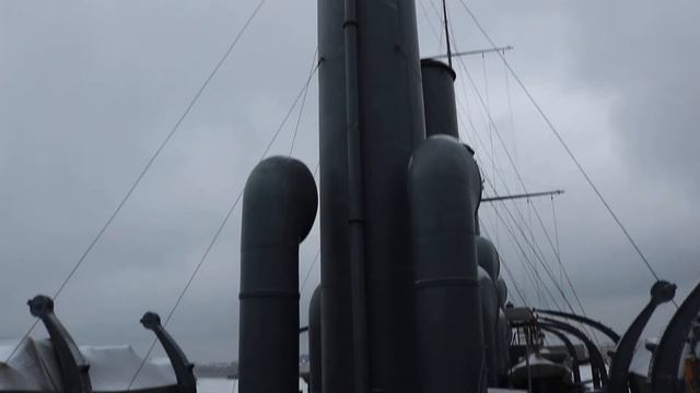 Переходной мостик крейсера "Аврора" смотреть онлайн