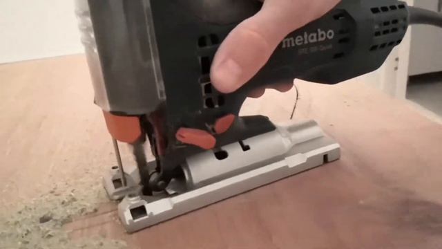 Электро лобзик Metabo STE 100 Quick смотреть онлайн