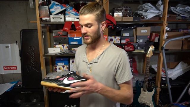 Supreme F/W18 week 2 Nike gato QS shoes, hat, and keychain unboxing смотреть онлайн
