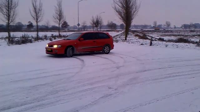 nissan almera 1.6 SR смотреть онлайн