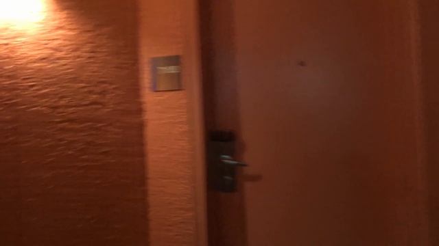 Walt Disney World - Voyage en Floride - Room Tour Pop Century Resort смотреть онлайн