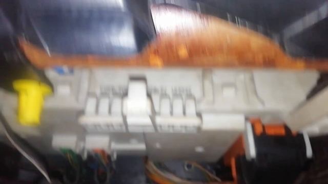 расположение блоков предохранителей и реле на форд фокус 2 2007г смотреть онлайн