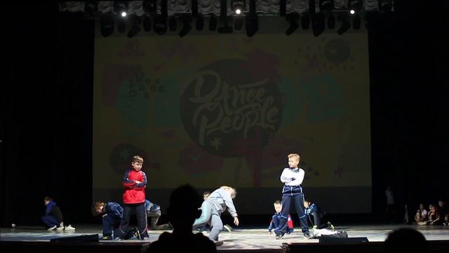 Команда "B.Kids" хореограф Алексей Сазонов смотреть онлайн