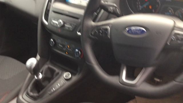 Used Ford Focus 1.5 EcoBoost ST-Line 5dr Shadow Black 2016 смотреть онлайн