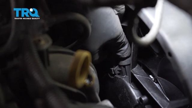 How To Replace Radiator Dual Cooling Fan Assembly 2001-2007 Ford Escape