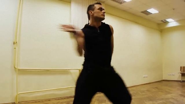 Танцует Иван Лисица, Минск (клубная пластика/club plastique) смотреть онлайн