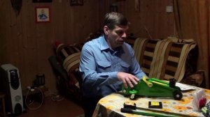 Обзор автодомкрата EURO LIFT.ru 2 тонны// Испытание домкрата.