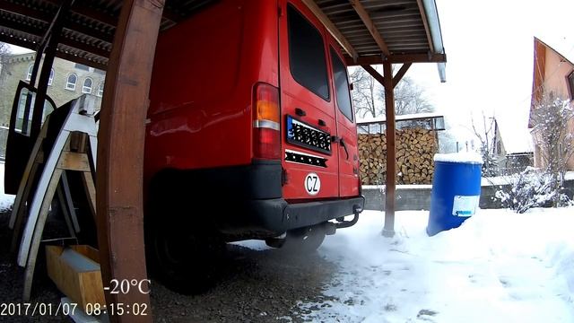 Very long cold start -20°C, old diesel Ford 1.8D, 44kW смотреть онлайн