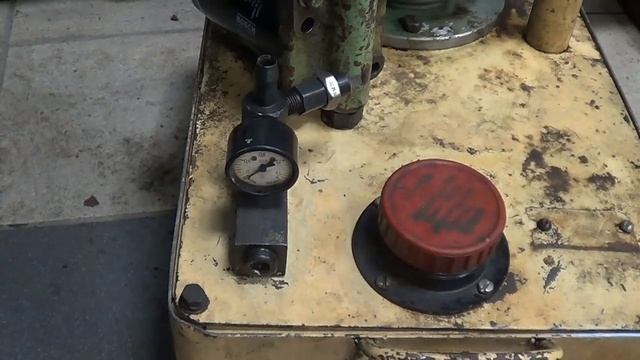 Плоскошлифовальный станок 3Г71М (Часть 1) Маслостанция шлифовальной головки