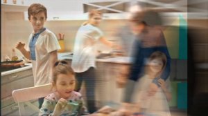 ПАВЕЛ ХАРЛАНЧУК =ПОЧЕМУ АКТЁР РАЗВЁЛСЯ ПОСЛЕ 20 ЛЕТ БРАКА С АКТРИСОЙ И ОСТАВИЛ ЕЁ С 5 ДЕТЬМИ