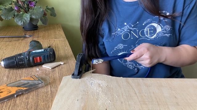 Выпиливание лобзиком / Как поставить пилочку в лобзик смотреть онлайн