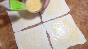 Воздушные слойки с малиной! Проще не бывает!