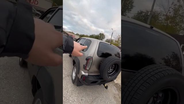 ПРОВЕРЯЛ ПРИБОРОМ КРАШЕННАЯ ИЛИ НЕТ. КУПИЛ LADA NIVA TRAVEL classic 22 в цвете техно смотреть онлайн