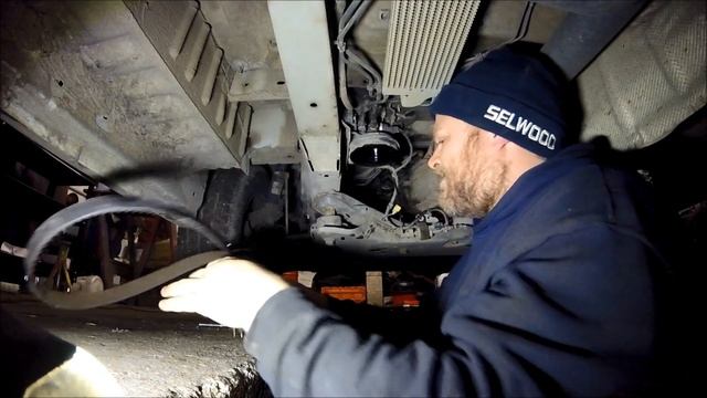 how to remove diesel fuel filter transit with out tool ford 2.2 2.4 tdci change replace смотреть онлайн