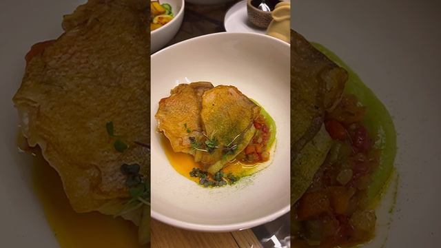 БИЗНЕС ЛАНЧ. Видеообзор в ресторане DODICI GRILL на Октябрьской 12 смотреть онлайн