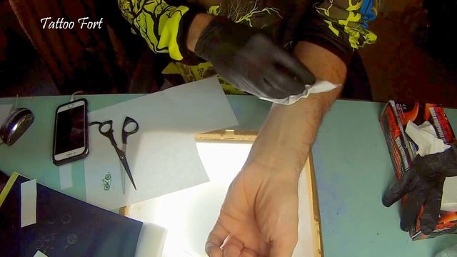 COMO TRANSFERIR UN DIBUJO DE TATUAJE A LA PIEL PASO A PASO EN CASA / TATTOO / tattoo fort смотреть онлайн