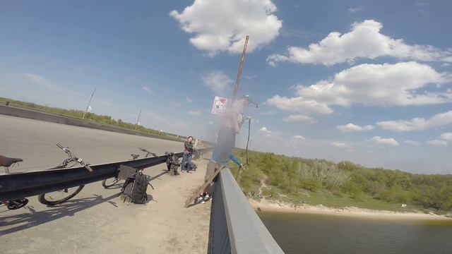 Прыжок с моста 17 апреля видео № 11 смотреть онлайн