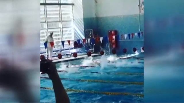 17-летний мастер спорта по плаванию из Покачей поделился своей мечтой смотреть онлайн