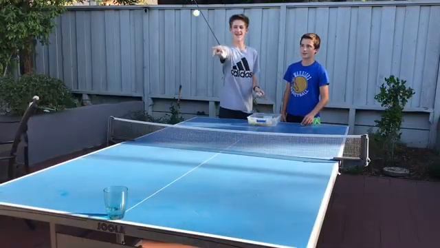 Ping Pong Trick Shots 2 смотреть онлайн