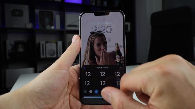 iOS 16 new lock screen - Every detail shown! смотреть онлайн