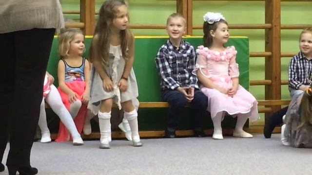 27/11 праздник мам у Ками в садике 4 смотреть онлайн
