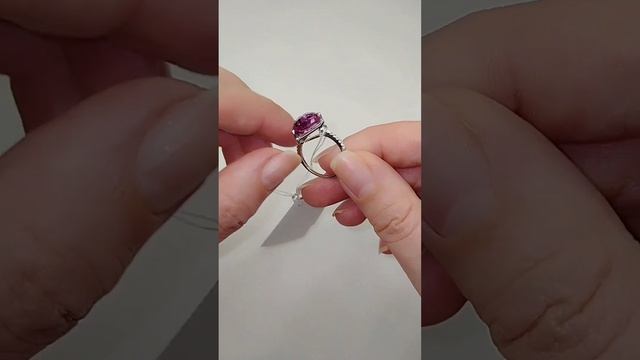 Серебряное кольцо с синтетическим александритом. 17 размер. Цена 1800 руб. смотреть онлайн