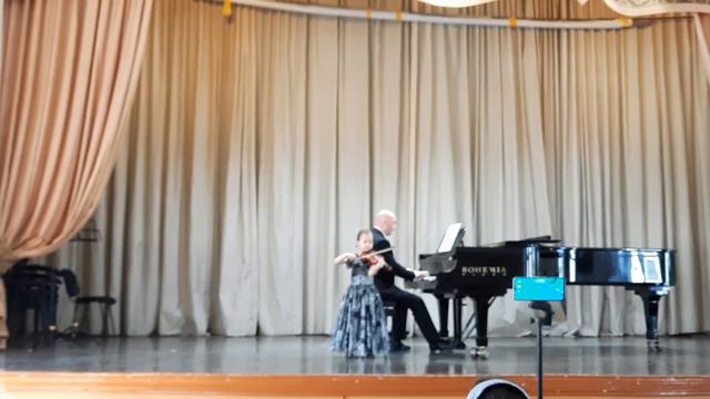 "Хоровод" (Бакланова)Концерт посвященный Дню рождения Давида Ойстраха. 6.10.2021г. смотреть онлайн