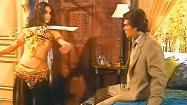 Красивый танец Жади с кинжалом смотреть онлайн