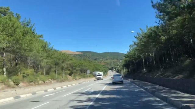 Дорога из Алупки в Ялту. Севастопольское и Южнобережное шоссе. Сентябрь 2022. Крым. Crimea. Yalta. смотреть онлайн