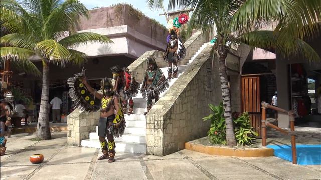 Lunch In Costa Maya [Ep15] NCL Getaway VLOG смотреть онлайн