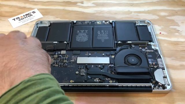 Apple MacBook Pro A1502 Disassembly - MacBook Pro Take Apart Quick Disassemble Late 2013 -Early 201 смотреть онлайн